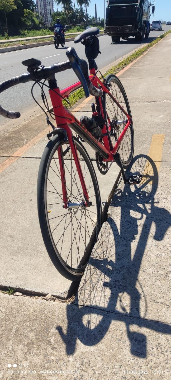 ILHÉUS: CICLISTAS SE QUEIXAM DA PRECARIEDADE NA CICLOVIA ZONA SUL