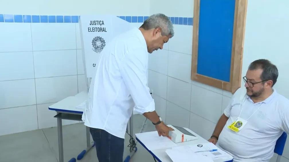 CANDIDATOS A GOVERNO DA BAHIA VOTAM HOJE (02); CONFIRA