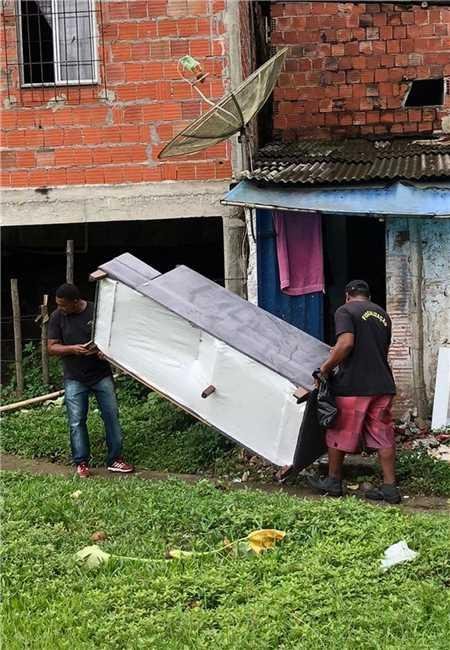 TEMPO PERMANECE CHUVOSO E PREFEITURA DE ILHÉUS INTENSIFICA AÇÕES PARA MINIMIZAR DANOS 