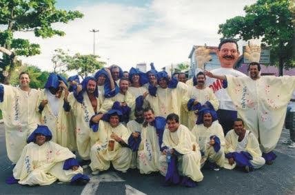 BLOCO ‘OS CARETAS’ DESFILA NESTE DOMINGO (19)