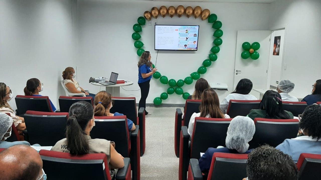 HOSPITAL COSTA DO CACAU REALIZA ATIVIDADES DO ABRIL VERDE PELA SEGURANÇA E SAÚDE NO TRABALHO 