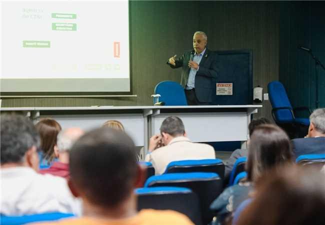 SEMANA DE INOVAÇÃO TRAZ SECTI E DEBATE INVESTIMENTOS EM CIÊNCIA E TECNOLOGIA COM PREFEITOS DA REGIÃO 