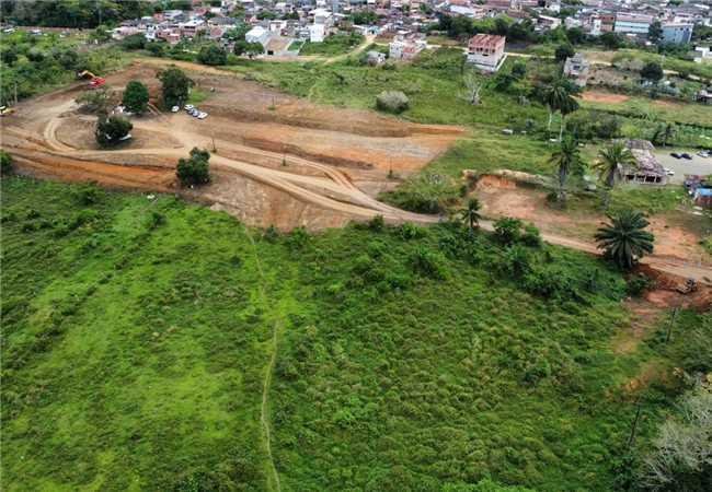 MÁRIO ALEXANDRE VISTORIA ÁREA DESTINADA À CONSTRUÇÃO DE UNIDADES HABITACIONAIS NO SALOBRINHO