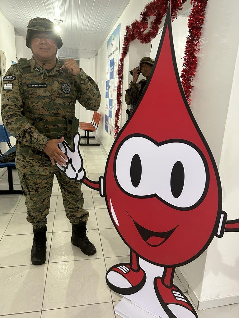 POLICIAIS DA CIPE CACAUEIRA DOAM SANGUE EM ILHÉUS