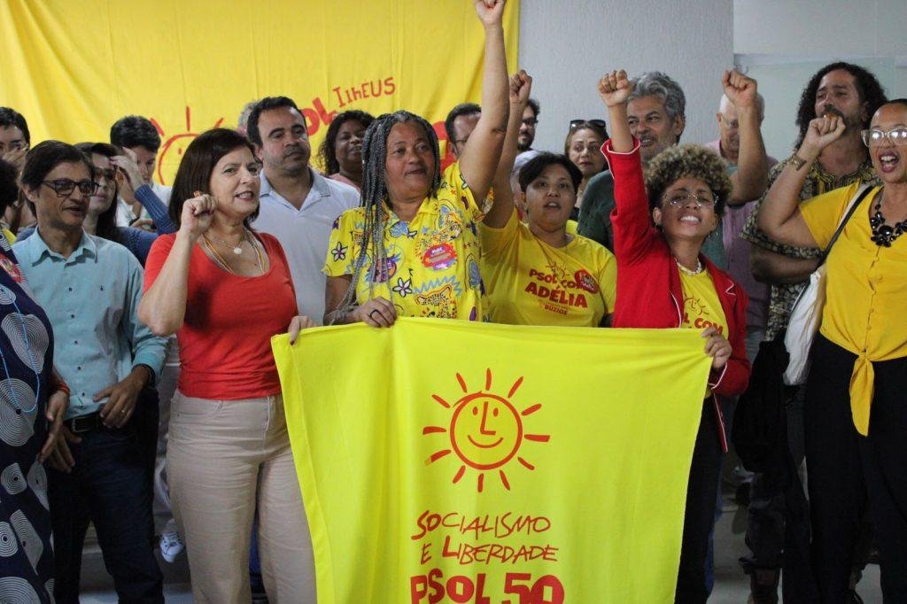 ATO FORMALIZA APOIO DO PSOL À ADÉLIA EM ILHÉUS