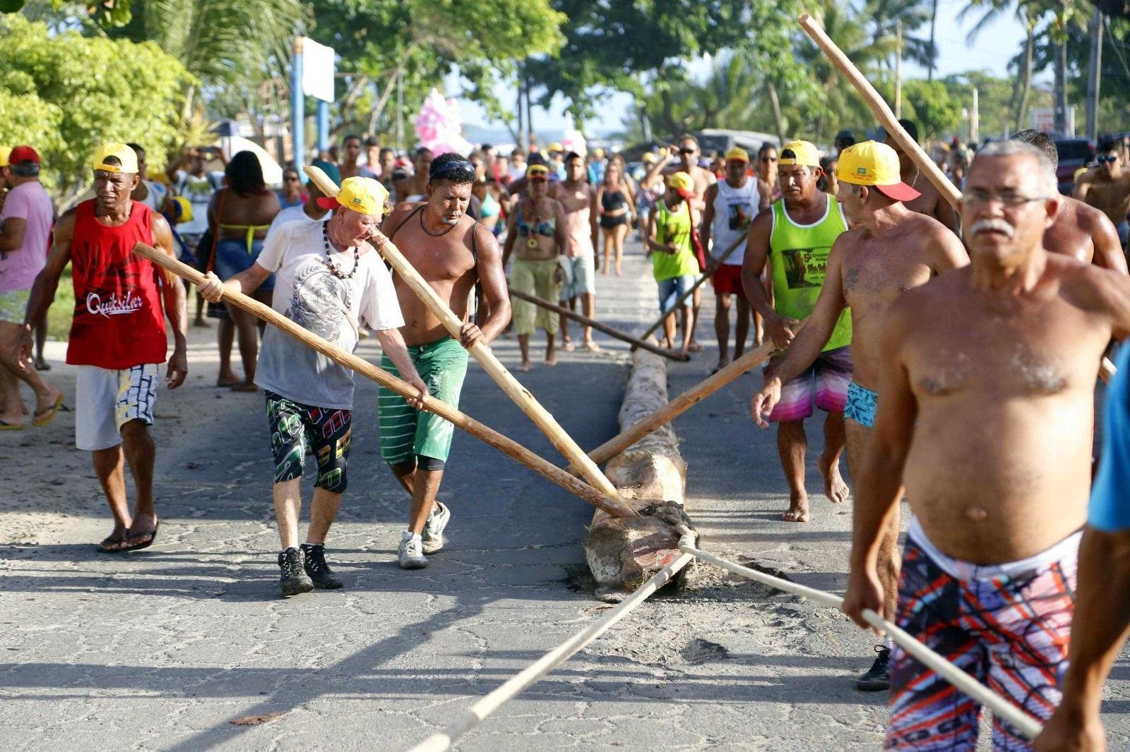 TAYRONE É A PRINCIPAL ATRAÇÃO DA FESTA DA PUXADA DO MASTRO EM ILHÉUS 