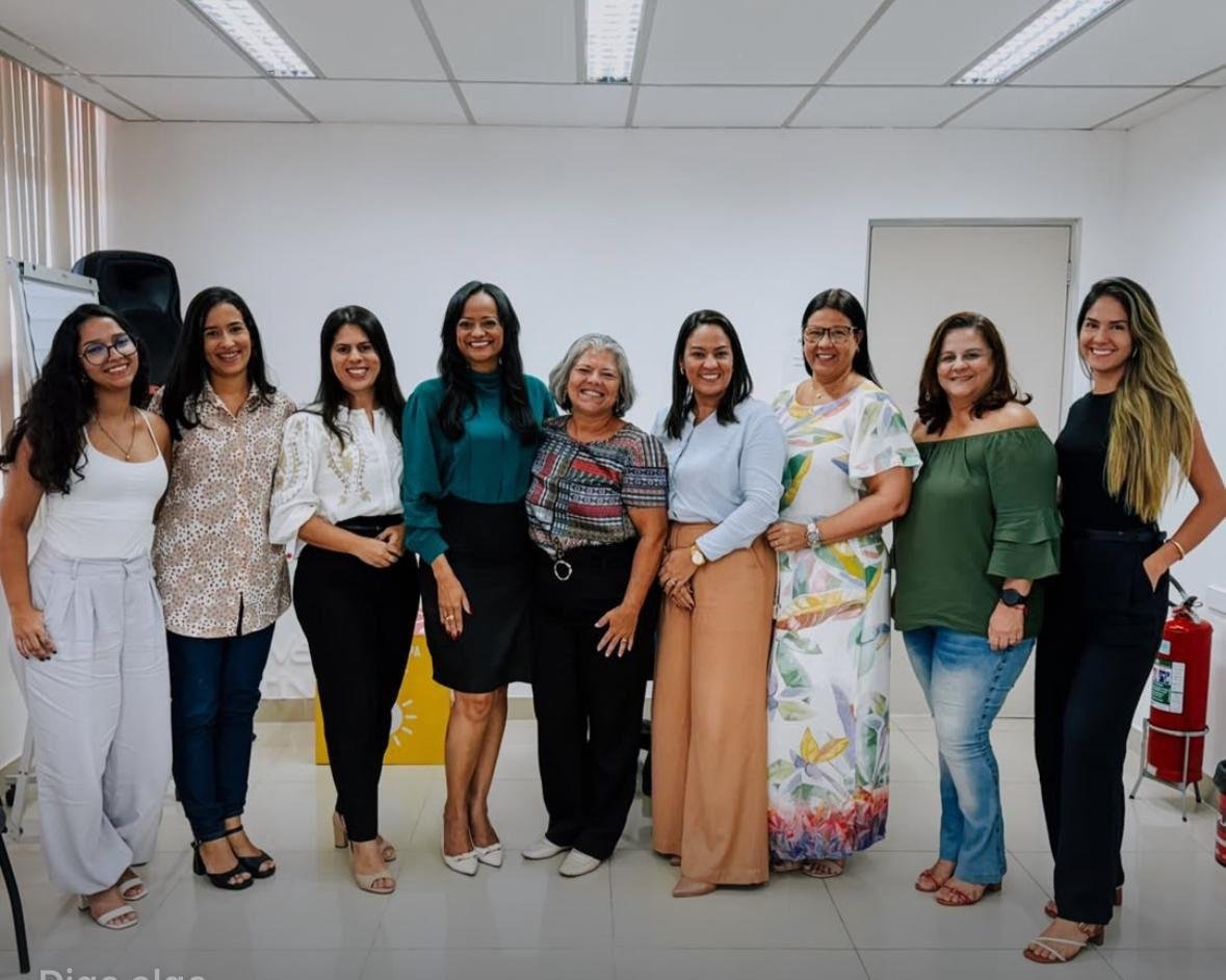 SECRETARIA DE POLÍTICAS PARA MULHERES FIRMA PARCERIAS PARA ACOLHIMENTO E CAPACITAÇÃO PROFISSIONAL