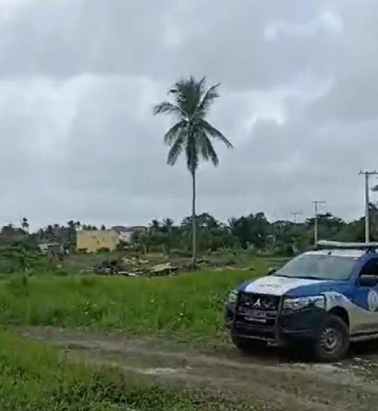 ILHÉUS: REINTEGRAÇÃO DE POSSE É REALIZADA EM ÁREA DO SÃO MIGUEL 