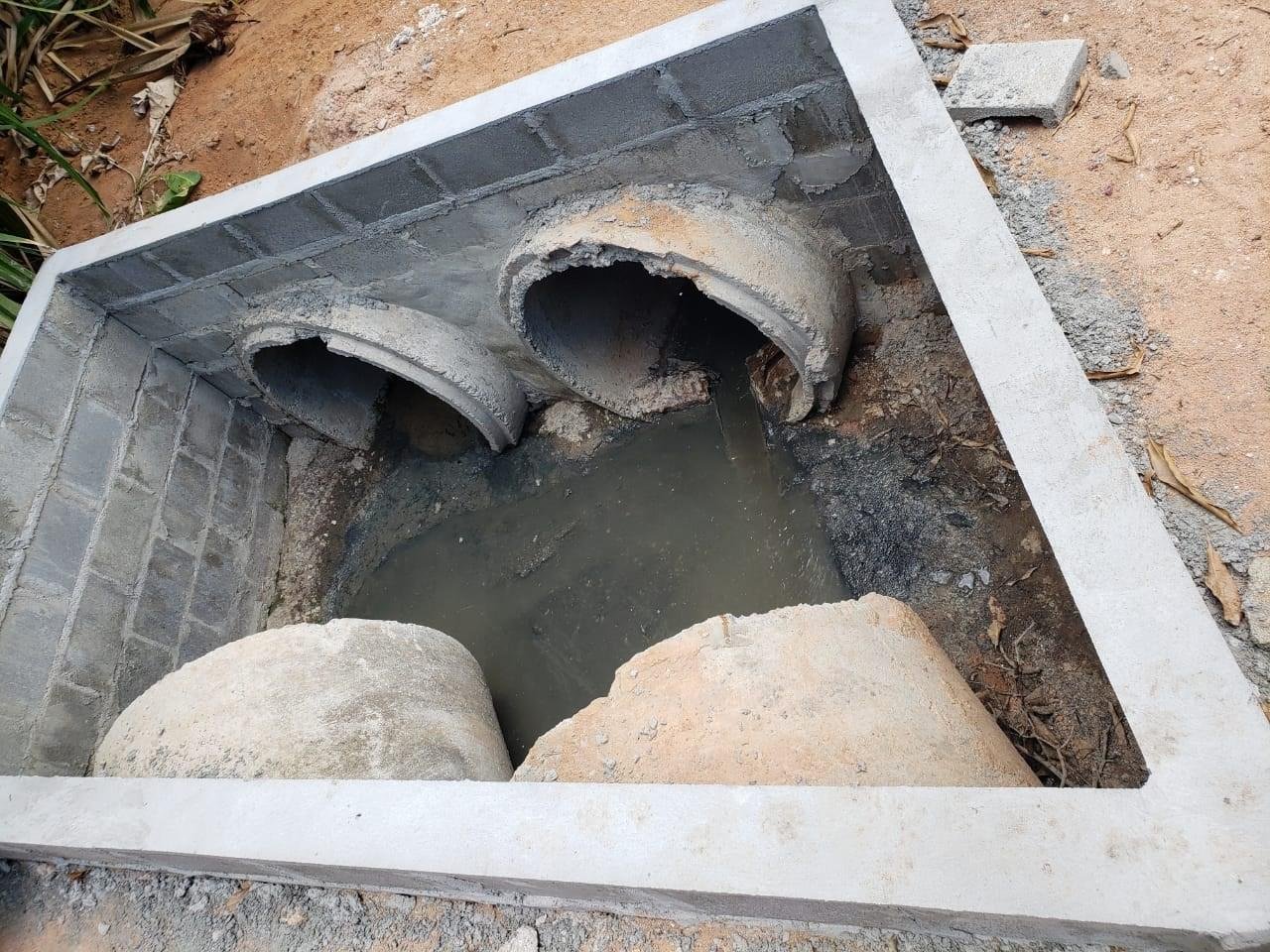 ILHÉUS: MUNICÍPIO ESCLARECE SOBRE SITUAÇÃO DE ESGOTO EM TRECHO DA PRAIA DO SUL