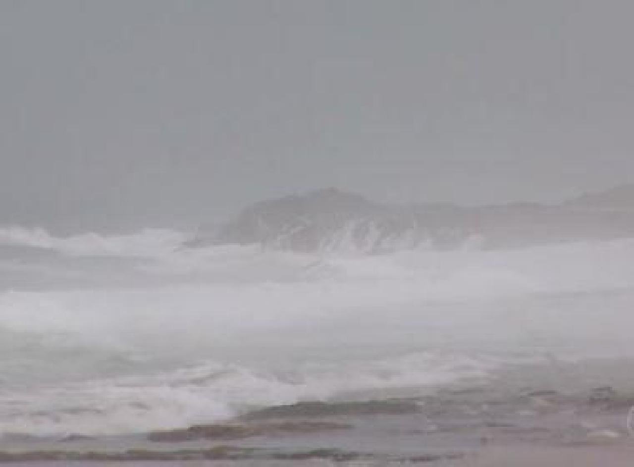 MARINHA ADVERTE PARA VENTOS DE ATÉ 60 KM / H NO LITORAL DA BAHIA 