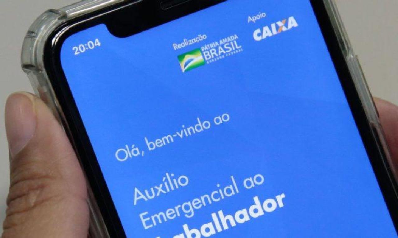 AUXÍLIO EMERGENCIAL: 10,1 MILHÕES AINDA ESTÃO EM ANÁLISE 