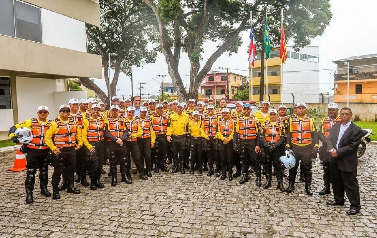 AGENTES DE TRÂNSITO DE ILHÉUS PARTICIPAM DE CURSO DE ATUALIZAÇÃO