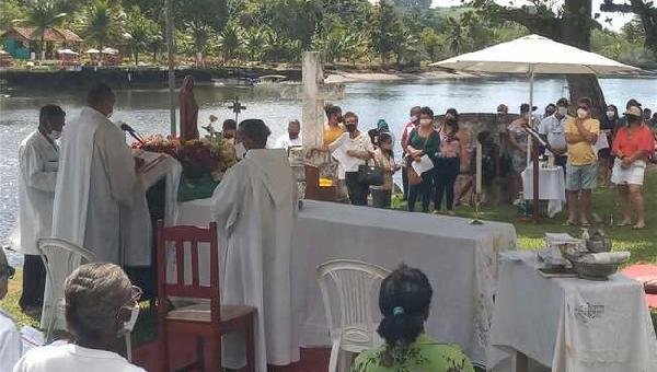 ILHÉUS: COMUNIDADE DO RIO DO ENGENHO COMEMORA 487 ANOS COM FESTA MEMORIAL À SANTA ANNA E S. JOAQUIM