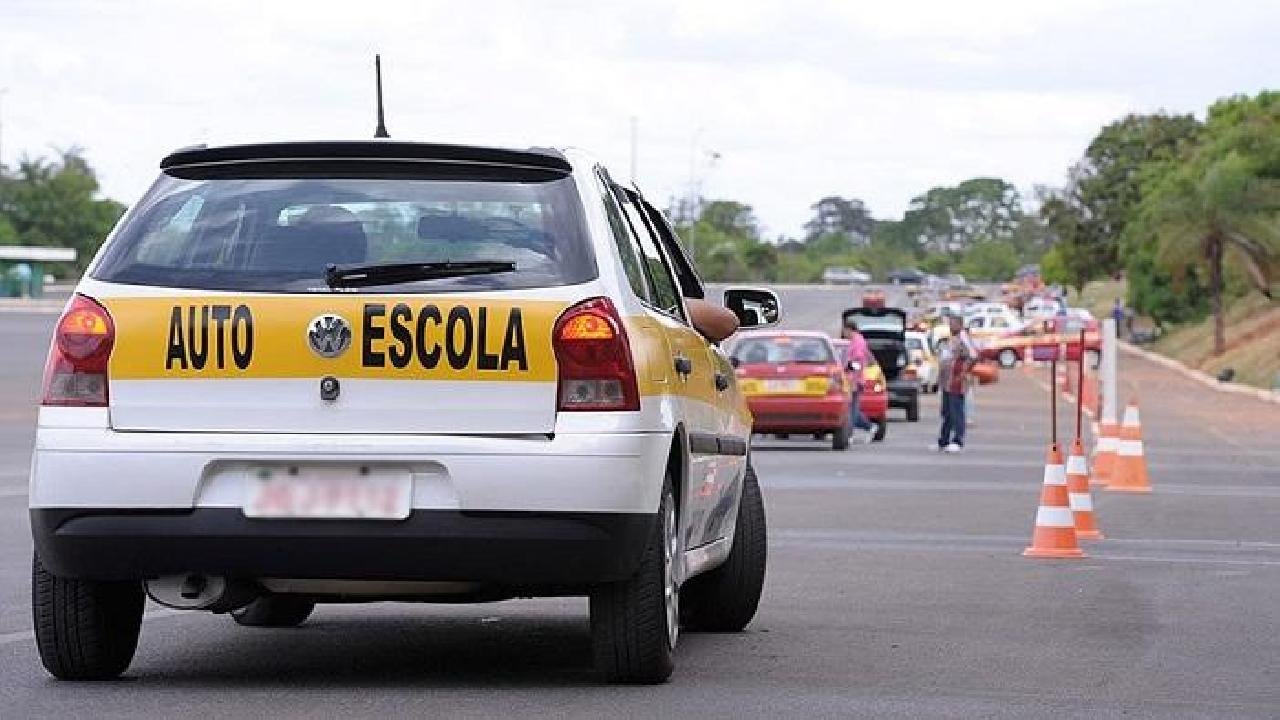 DETRAN SUSPENDE PROVAS PARA PRIMEIRA HABILITAÇÃO NA BAHIA