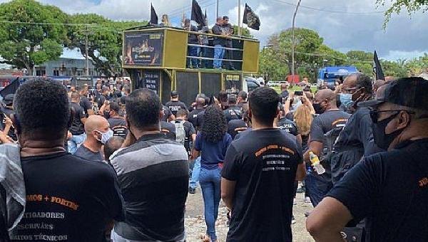 SINDICATO DE POLICIAIS CIVIS ANUNCIA SUSPENSÃO DAS ATIVIDADES NA BAHIA POR 24h NESTA QUINTA-FEIRA