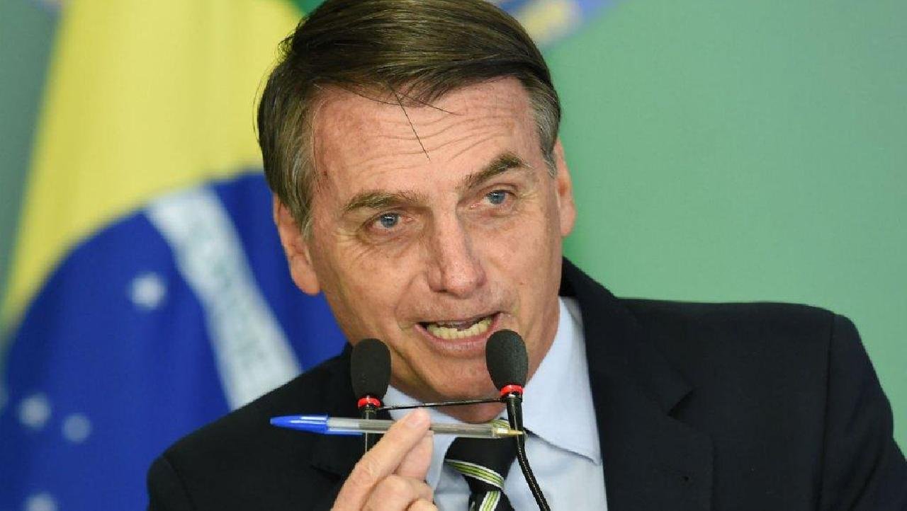 BOLSONARO: SEM CRÉDITO SUPLEMENTAR, PAGAMENTO DE BPC SERÁ SUSPENSO