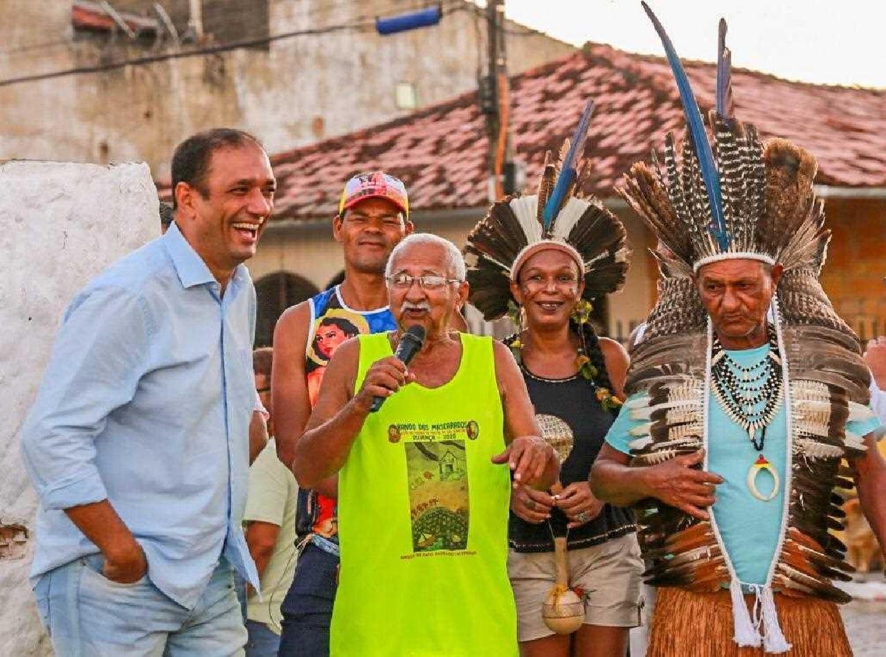 PUXADA DO MASTRO ABRE HOMENAGEM A SÃO SEBASTIÃO EM OLIVENÇA