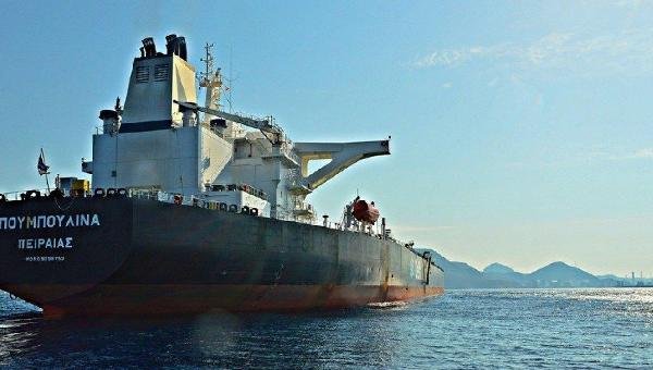 DOIS ENTRE CINCO NAVIOS NOTIFICADOS NÃO TRANSPORTAVAM PETRÓLEO DA VENEZUELA, DIZ AGÊNCIA