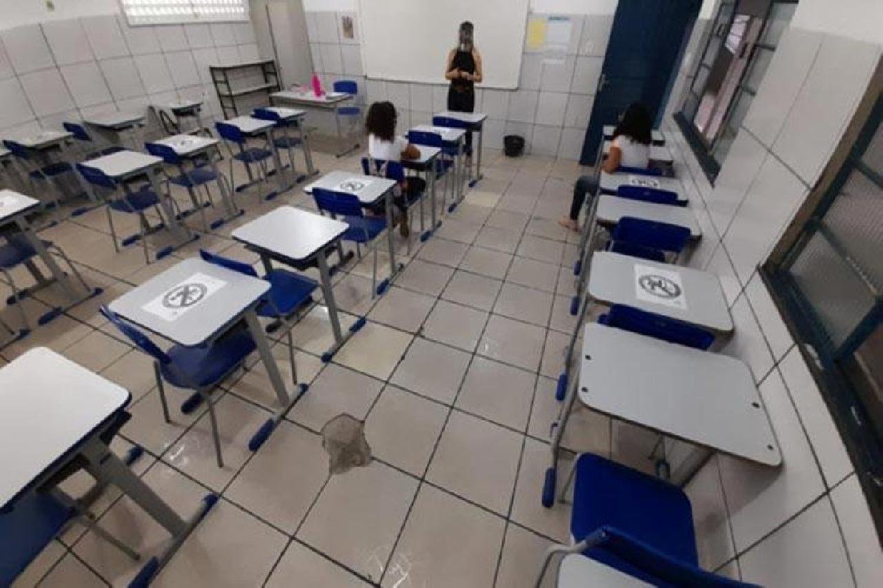 STF NEGA PEDIDO DA PREFEITURA DE BRUMADO PARA RETOMAR AULAS PRESENCIAIS