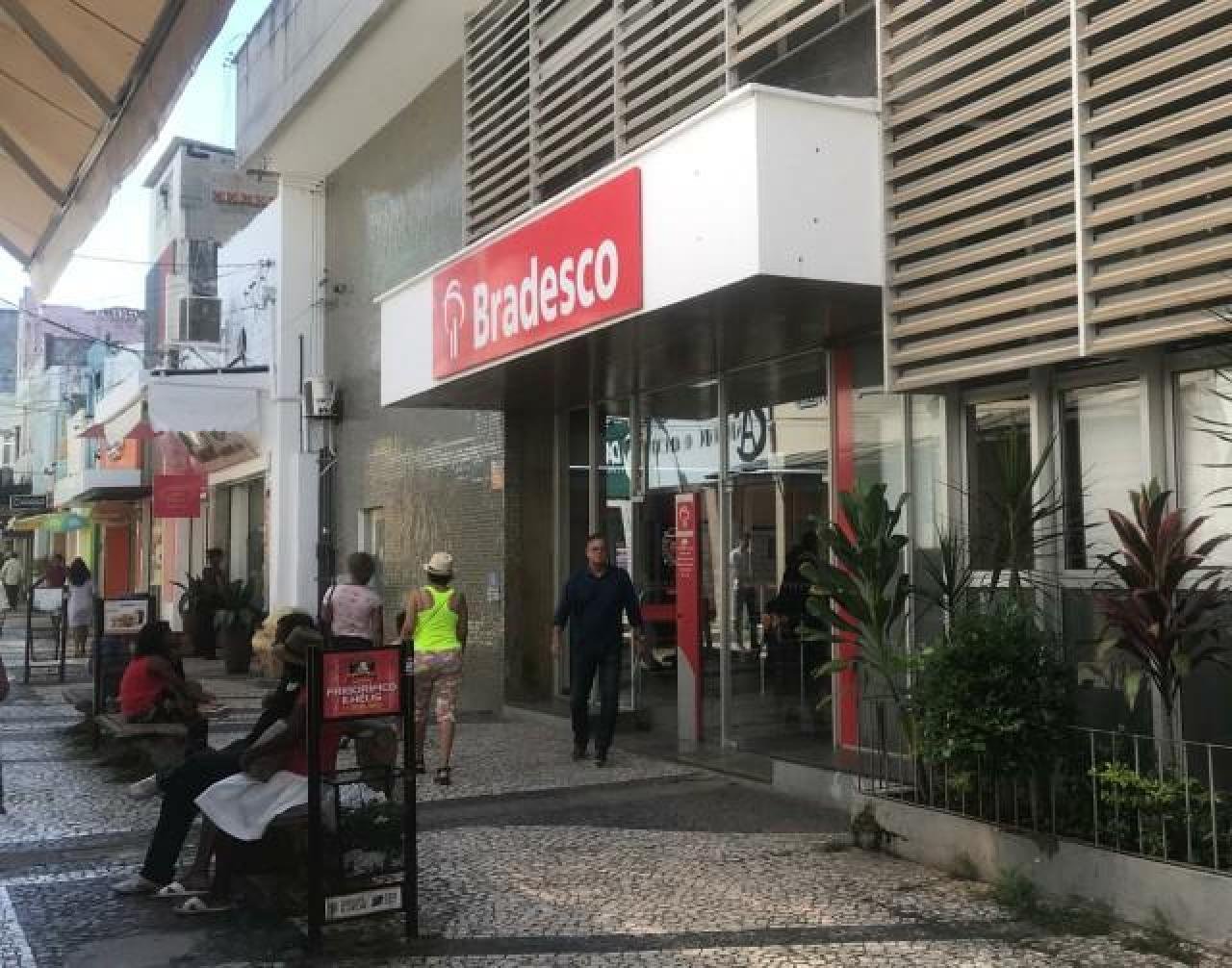 BRADESCO PENSA EM ABRIR POSTOS NO MALHADO E NELSON COSTA 