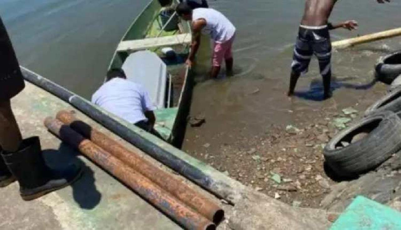 CORPO É ENCONTRADO EM CANOA NO TERMINAL PESQUEIRO