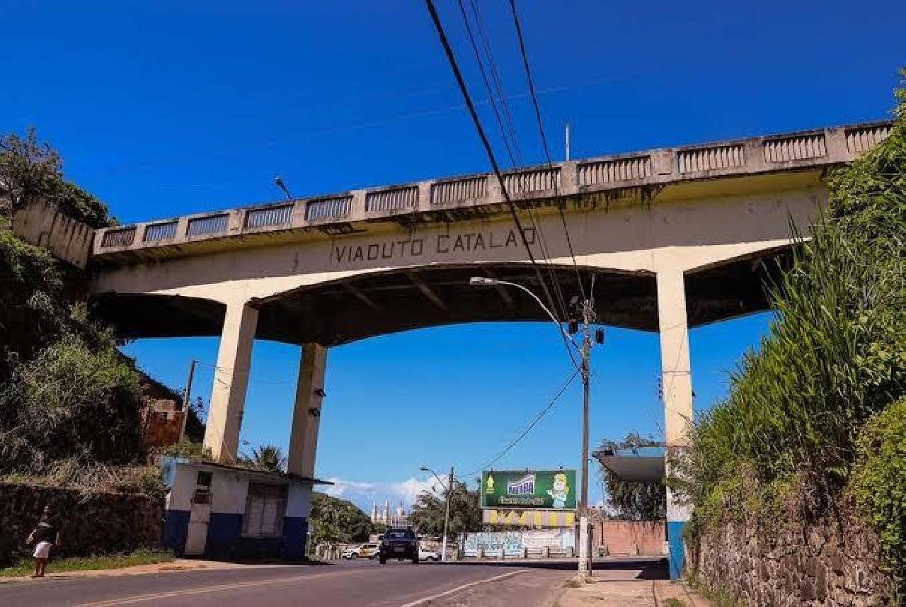 VIADUTO CATALÃO COMPLETA 68 ANOS DE INAUGURAÇÃO 