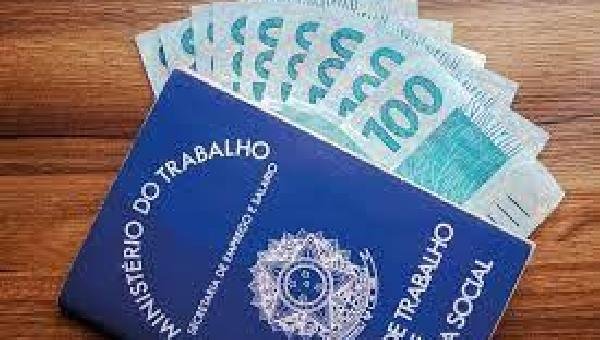 NOVO SALÁRIO MÍNIMO ENTRA EM VIGOR HOJE; CONFIRA VALOR