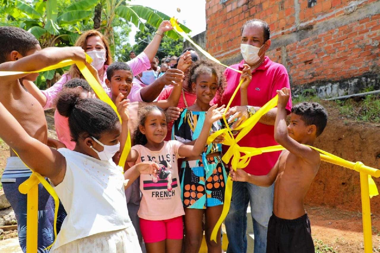 MARÃO ENTREGA OBRAS NO AMPARO E ANUNCIA RECUPERAÇÃO DE ESCADARIAS NO ALTO DA LEGIÃO