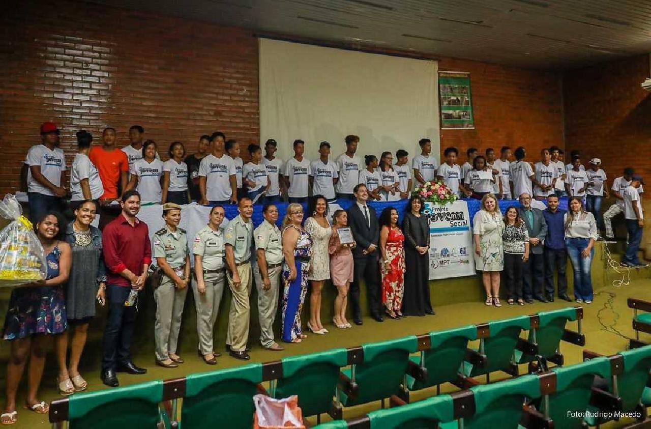 PROJETO JOVEM SOCIAL FORMA SUA 4ª TURMA NESTA QUARTA-FEIRA (18)