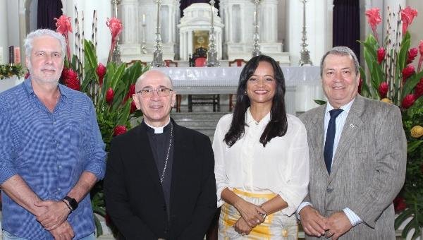 GOVERNO VALDERICO E WANESSA APOIA CAMPANHA PARA RESTAURAÇÃO DA CATEDRAL DE ILHÉUS 