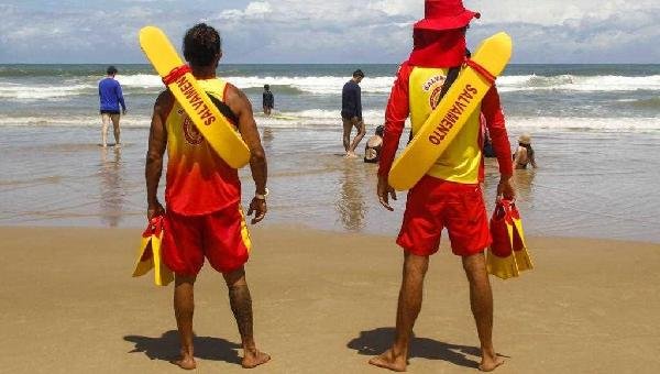 SALVA-VIDAS REALIZA 900 AÇÕES PREVENTIVAS EM 20 DIAS NAS PRAIAS DE ILHÉUS; NÃO HÁ REGISTROS DE ÓBITOS.