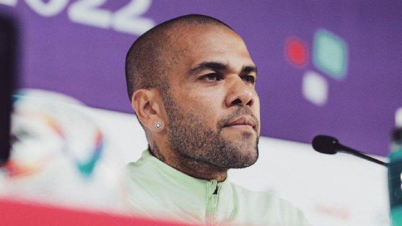 DANIEL ALVES CONSEGUE LIBERDADE PROVISÓRIA APÓS CONDENAÇÃO POR ESTUPRO