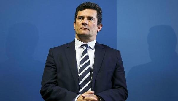 MORO VAI PINTAR PRESÍDIOS COM FRASE: 'DIGA NÃO À FACÇÃO'