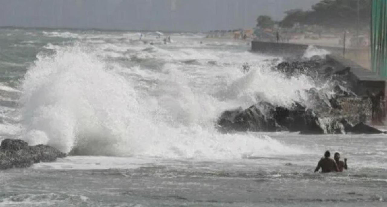 MARINHA EMITE ALERTA DE RESSACA PARA O LITORAL NORTE DE ILHÉUS; ONDAS PODEM CHEGAR ATÉ 2,5 METROS