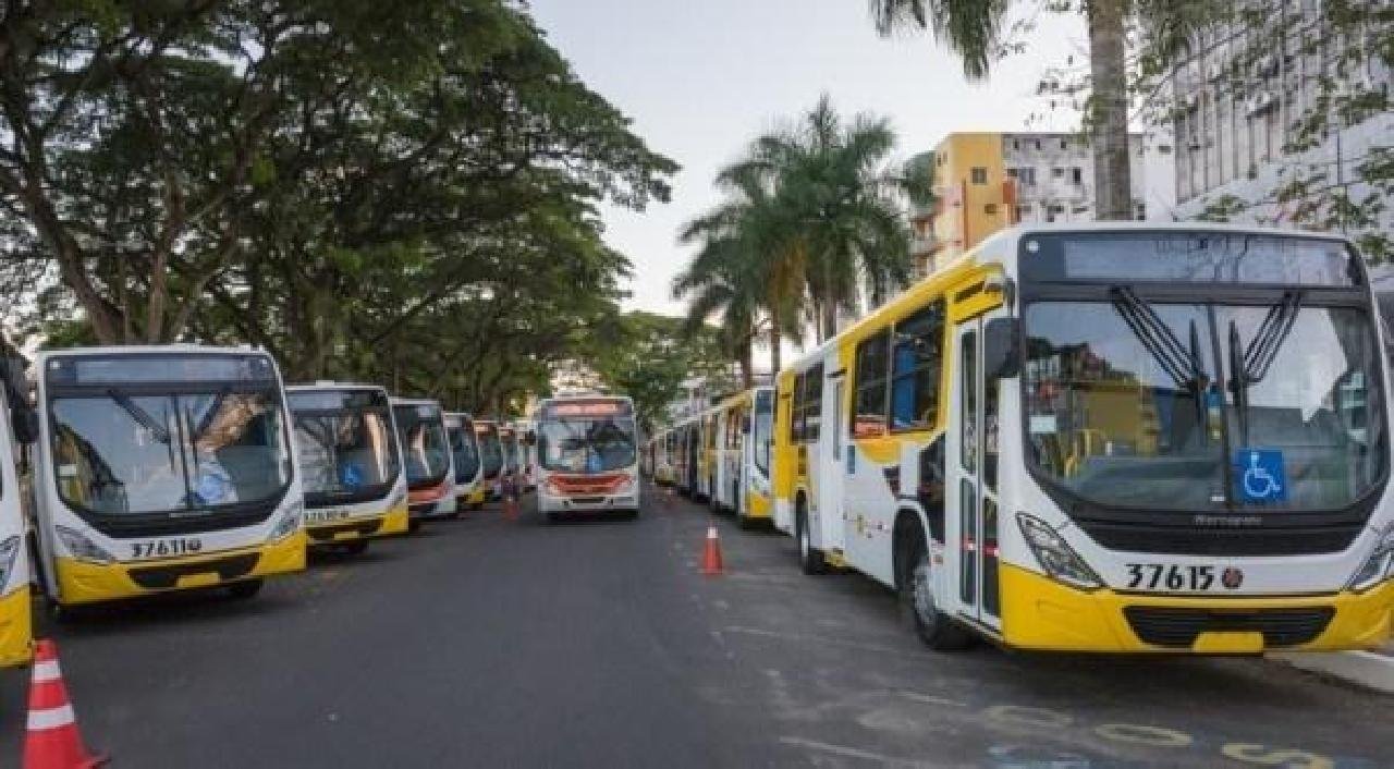 ITABUNA: RODOVIÁRIOS ENTRAM EM GREVE; APENAS 30% DA FROTA CIRCULA