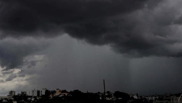 ILHÉUS E PORTO SEGURO PODEM TER TEMPORAL NESTA TERÇA-FEIRA, 30