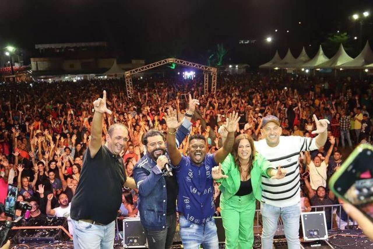 TEMPESTADE EM COPO D’ÁGUA: MARÃO, SOANE GALVÃO E O DEPUTADO PANCADINHA