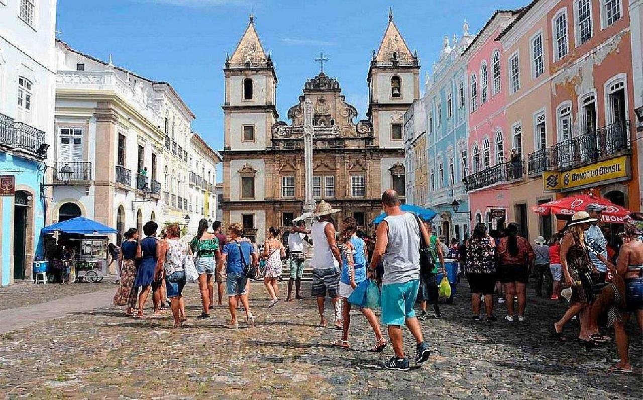 NÚMERO DE TURISTAS ESTRANGEIROS NO BRASIL CRESCE 108% EM 2023