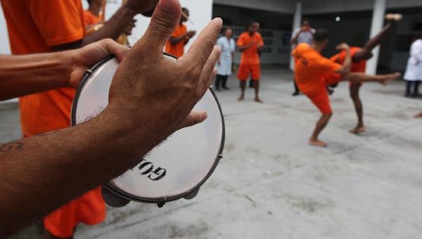 CONJUNTO PENAL DE LAURO DE FREITAS UTILIZA CAPOEIRA PARA RESSOCIALIZAÇÃO