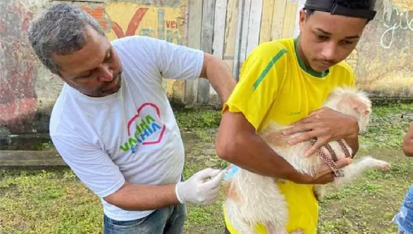 VACINAÇÃO ANTIRRÁBICA É INTENSIFICADA EM ILHÉUS