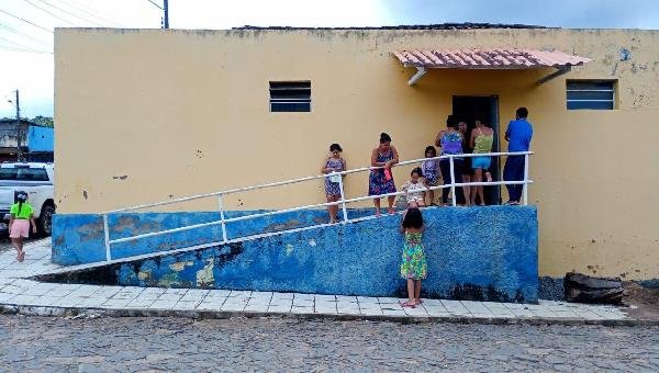 VACINAÇÃO ITINERANTE CHEGA AO DISTRITO DE INEMA PARA AMPLIAR COBERTURA VACINAL EM ILHÉUS