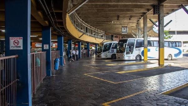 TRANSPORTE É SUSPENSO EM MAIS QUATRO MUNICÍPIOS BAIANOS