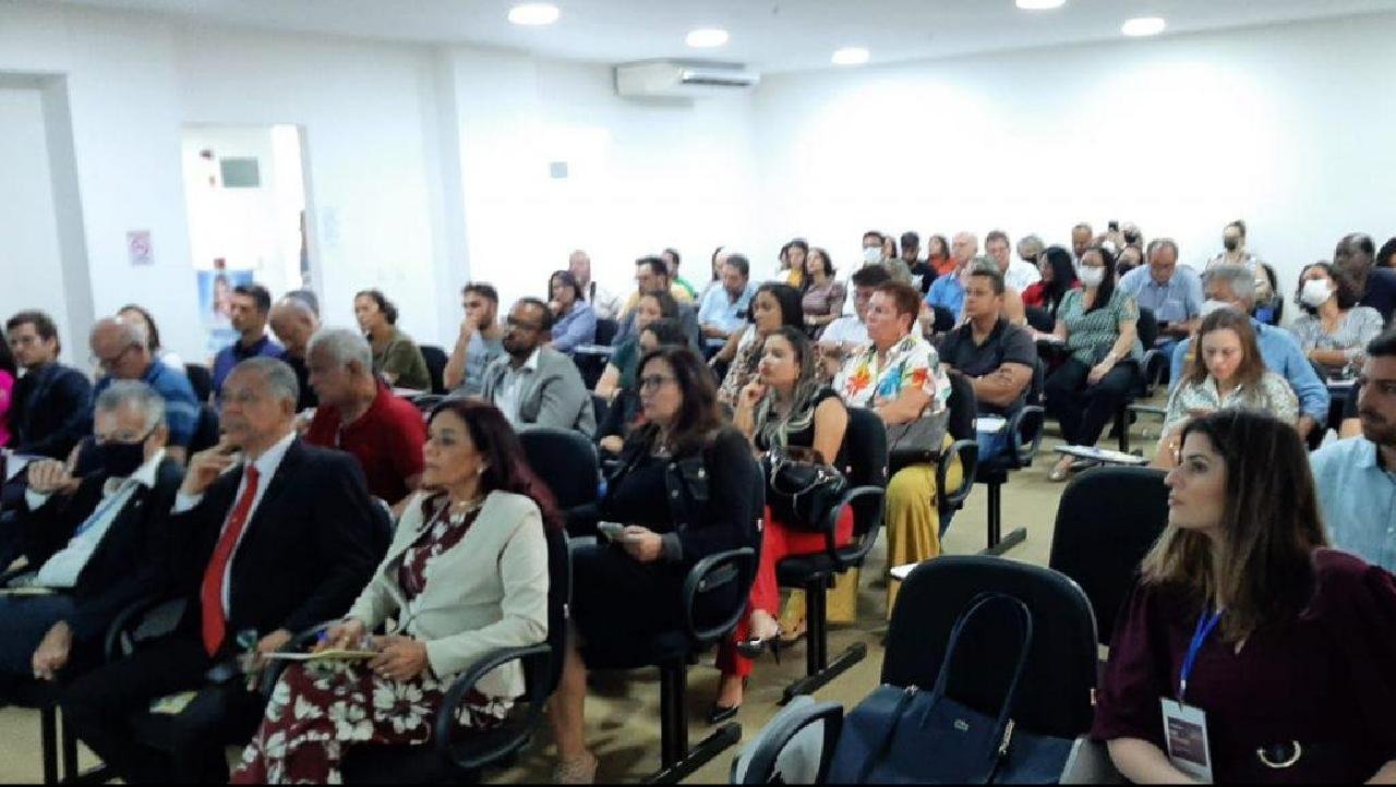 AUDITÓRIO LOTADO NO CAFÉ IMOBILIÁRIO EM ILHÉUS 