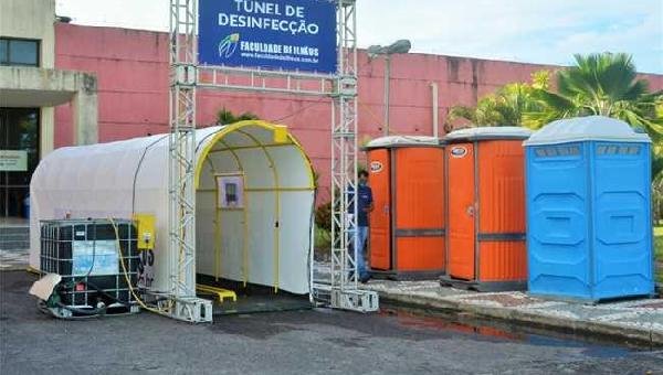 FACULDADE DE ILHÉUS DOA TÚNEL DE DESINFECÇÃO PARA O CENTRO COVID-19