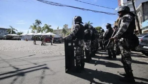 SEM RESISTÊNCIA, ACAMPAMENTOS BOLSONARISTAS SÃO DESMOBILIZADOS NA BAHIA 