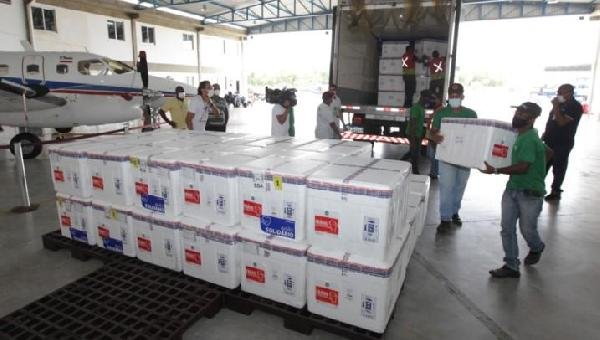 BAHIA RECEBE NESTA SEXTA-FEIRA 714 MIL DOSES DE VACINAS CONTRA A COVID-19