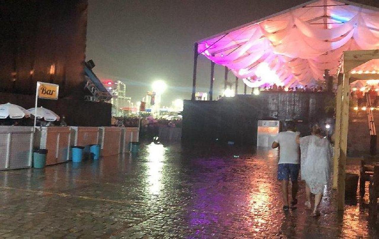 FORTE CHUVA CANCELA SHOWS DO FESTIVAL VIRADA EM SALVADOR