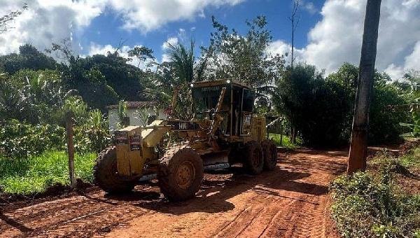 MUNICÍPIO INTENSIFICA RECUPERAÇÃO DAS ESTRADAS VICINAIS DE ILHÉUS 