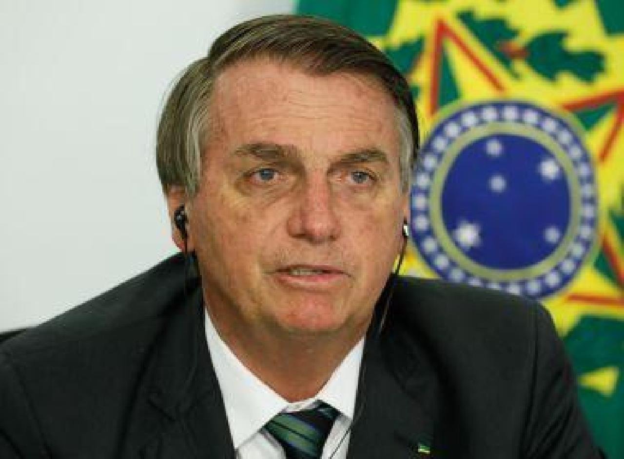 BOLSONARO VISITA PORTO SEGURO E ASSINA MPS PARA NEGOCIAÇÃO DE DÍVIDAS DE EMPREENDEDORES