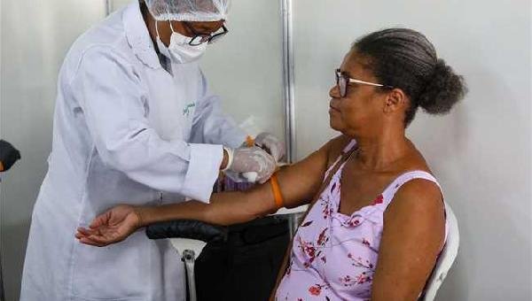 AVENIDA LITORÂNEA RECEBE PROJETO MULHERES DO NOSSO BAIRRO